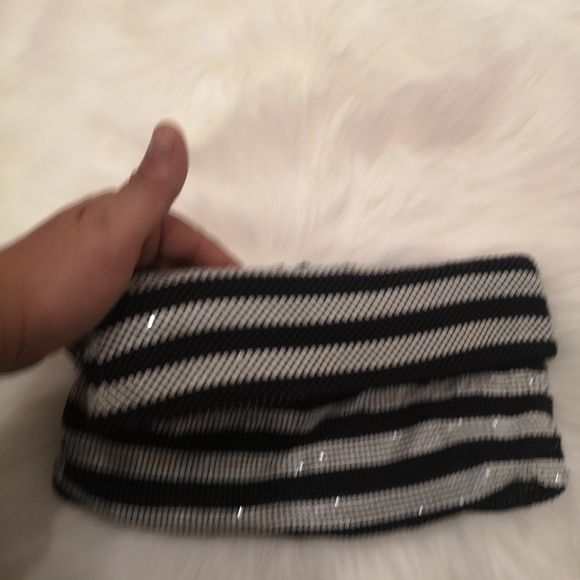 bcbg maxazria evening ouch/clutche - Picture 6 of 14